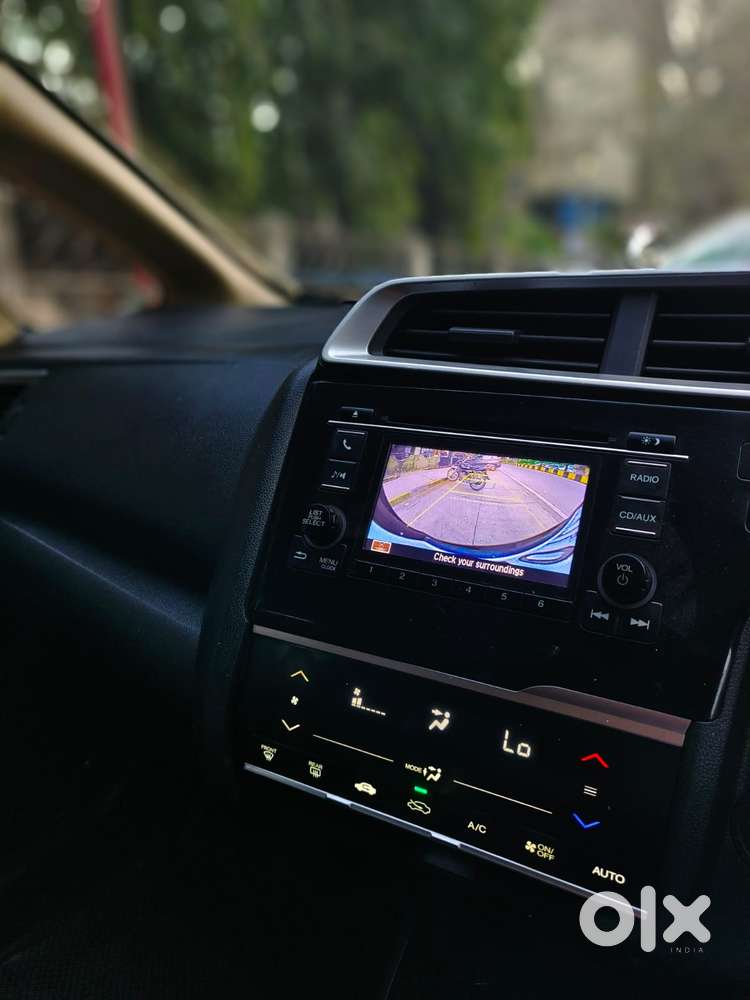 Honda Jazz V Automatic, 2016, Petrol