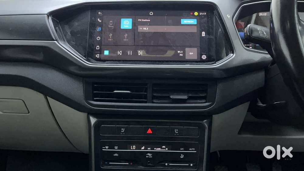 Volkswagen Taigun Topline 1.0 Tsi Mt (electric Seats), 2021, Petrol