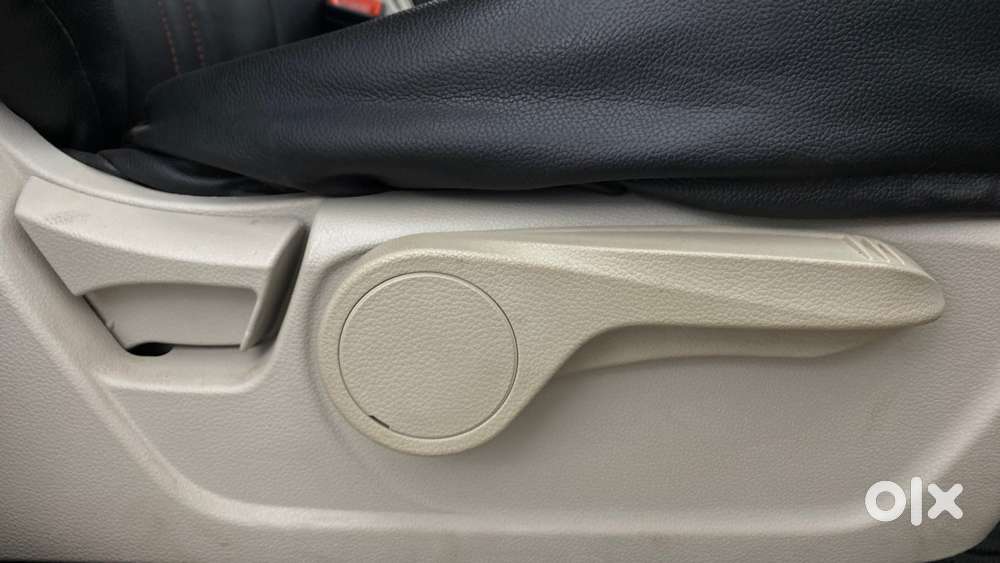 Mahindra Xuv300 W8 Option, 2020, Petrol