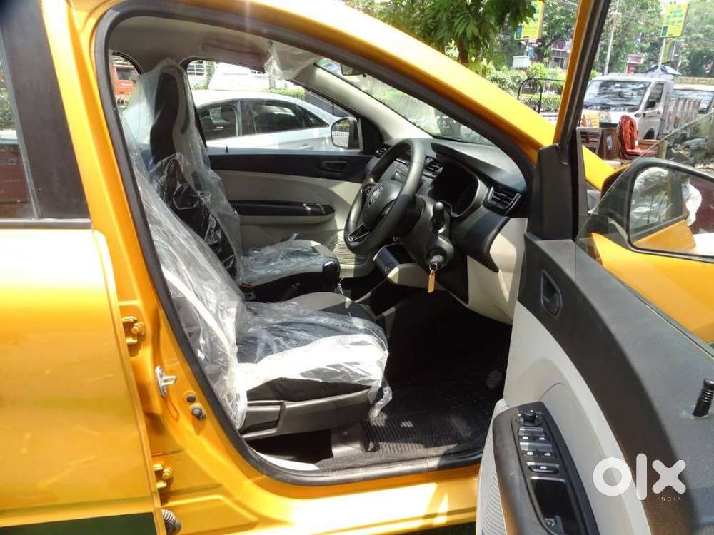 Renault Triber Rxt Easy-r Amt, 2026, Petrol