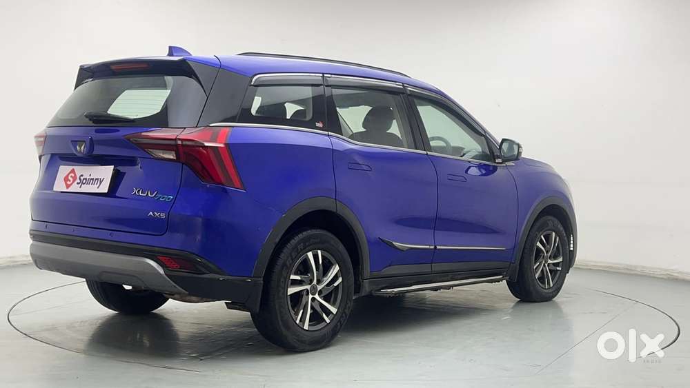 Mahindra Xuv700 2.0 Ax 5 Petrol Mt Str, 2021, Petrol