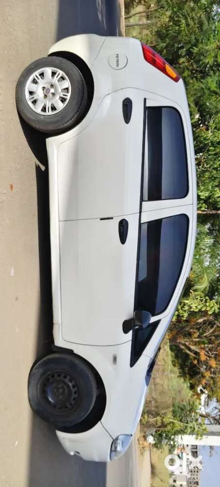 Fiat Punto 2010 Petrol 90000 Km Driven Paper Valid 2030 Petrol+cng