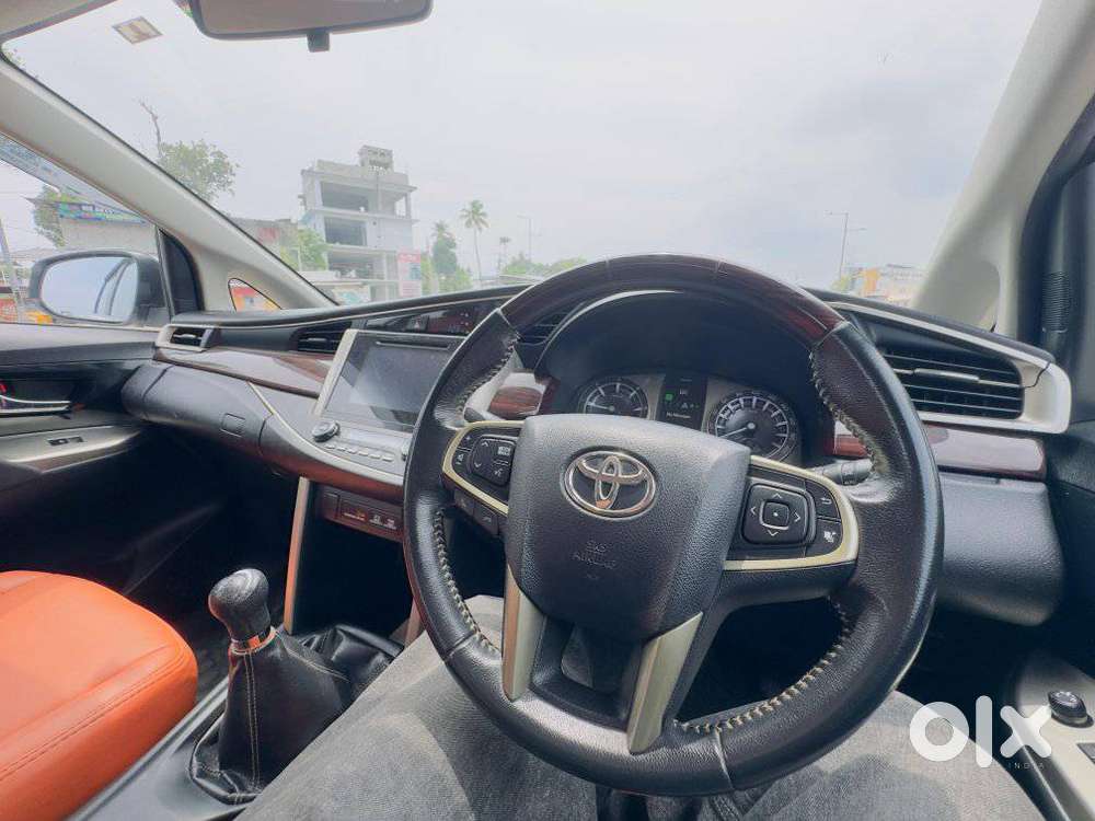 Toyota Innova Crysta [2020-ongoing] 2.4 Vx 7 Str, 2016, Diesel