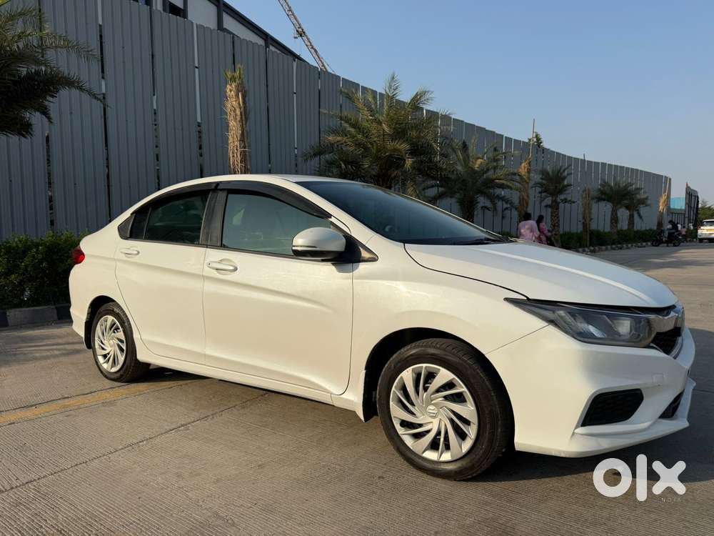 Honda City I-vtec Sv, 2017, Petrol