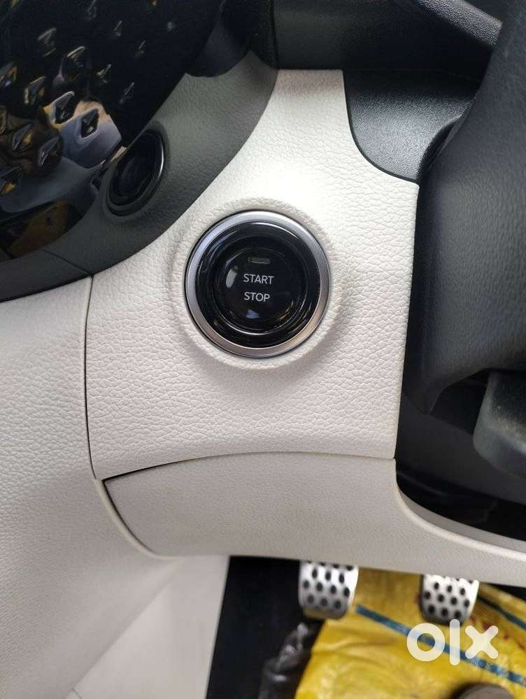 Mahindra Xuv 3xo Ax7l Petrol Mt, 2026, Petrol