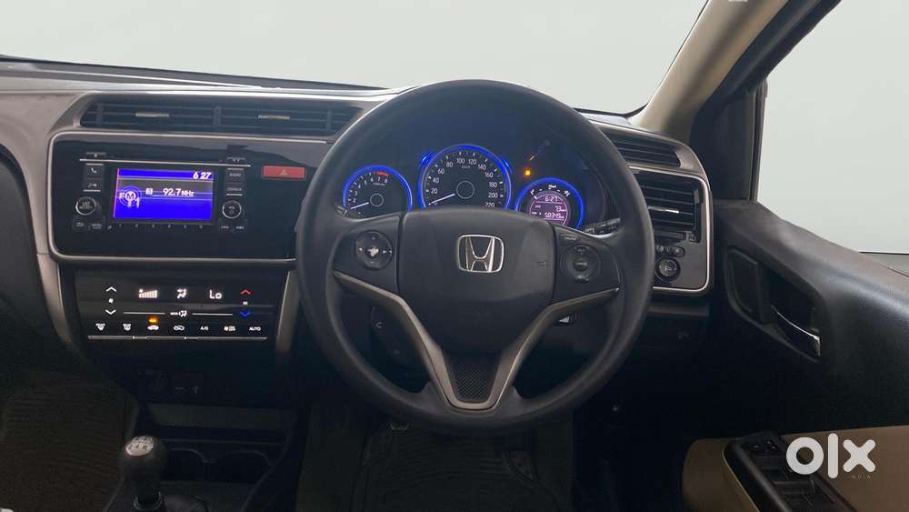 Honda City V Mt, 2014, Petrol