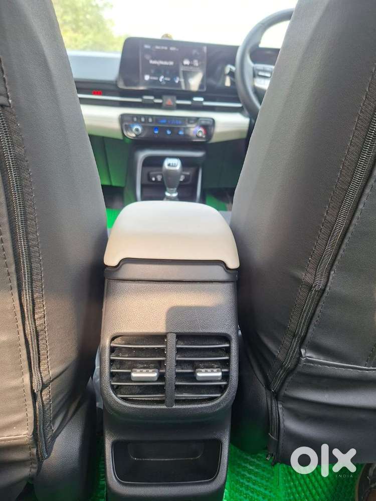 Hyundai Verna, 2025, Petrol