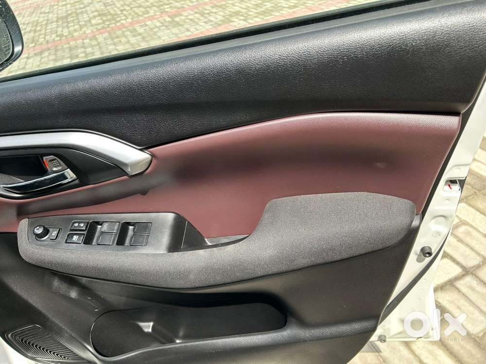 Maruti Suzuki Grand Vitara 2025 Petrol 9700 Km Driven