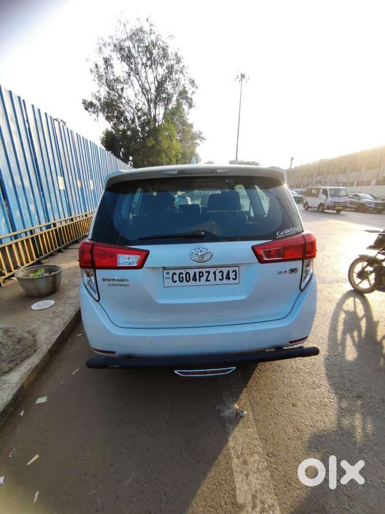 Toyota Innova Crysta 2024