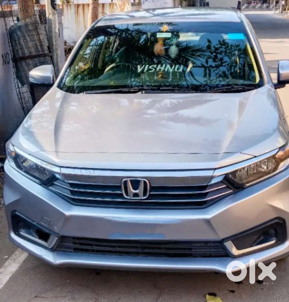 Honda Amaze 2024 Petrol Well Maintained