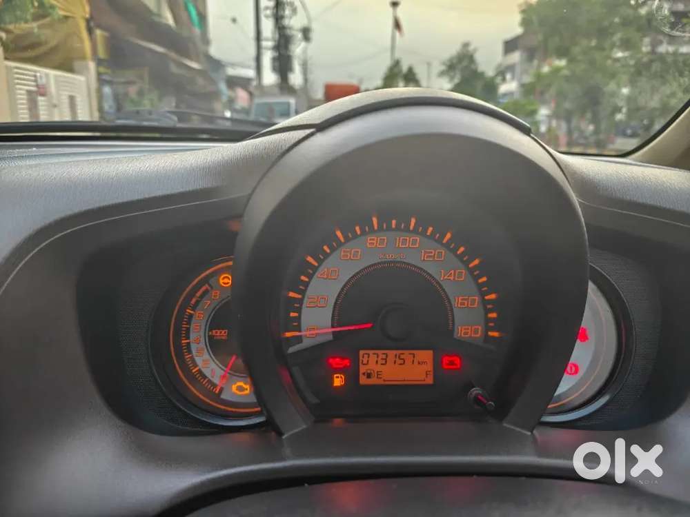 Honda Brio 2013 Petrol Well Maintained