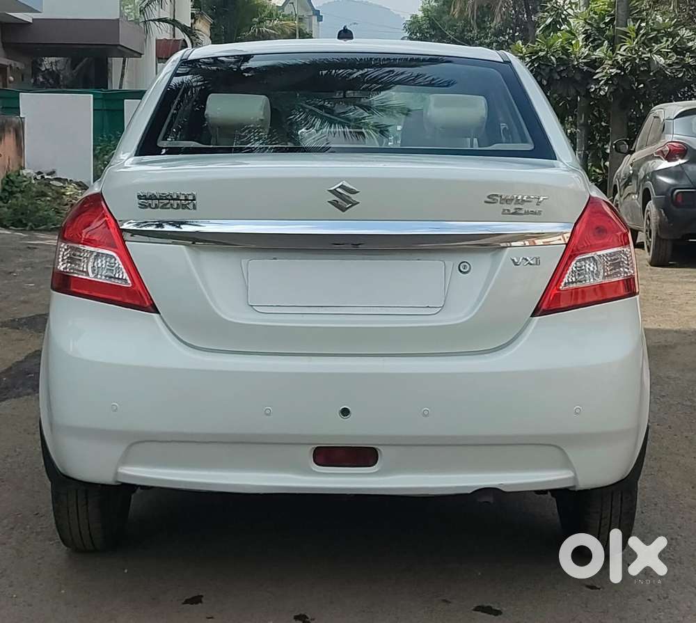 Maruti Suzuki Dzire 1.2 Vxi, 2014, Petrol
