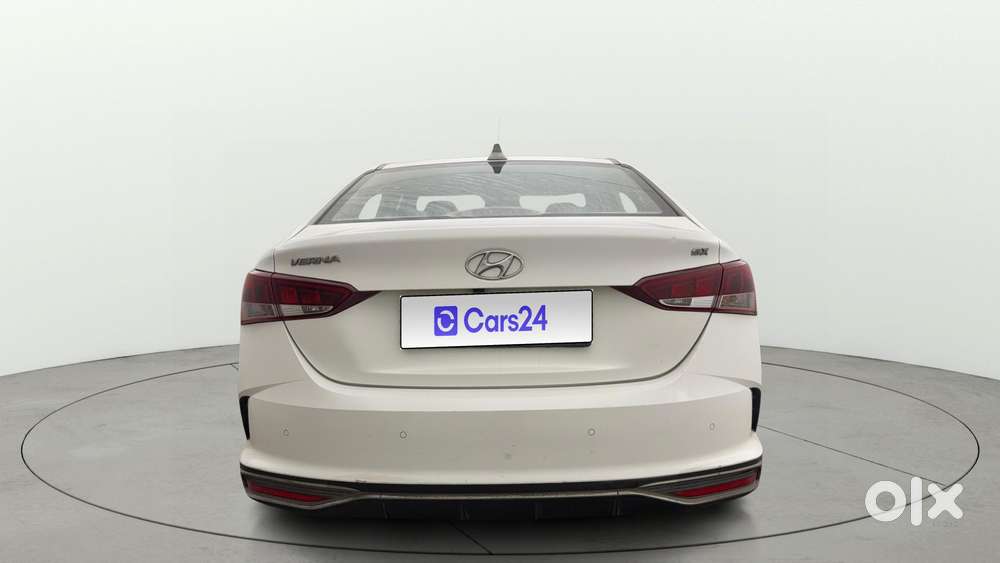 Hyundai Verna 1.5 Sx Vtvt Ivt, 2020, Petrol