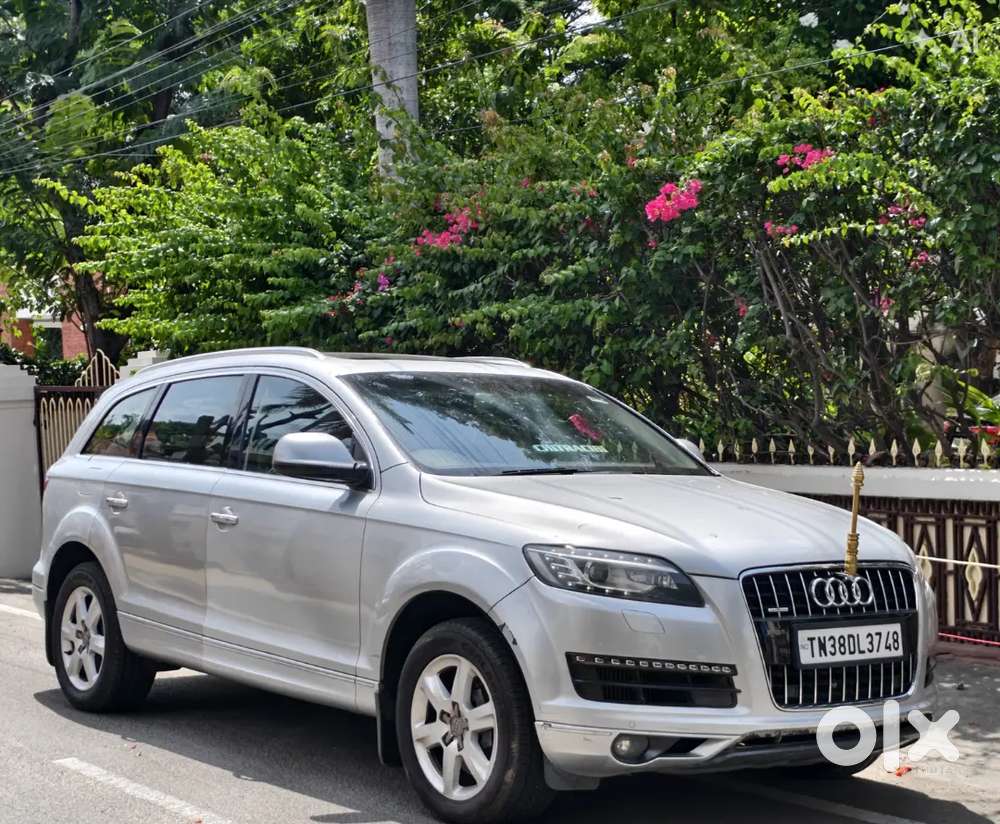 Audi Q7 Diesel Premium Plus Sunroof (7-seater )