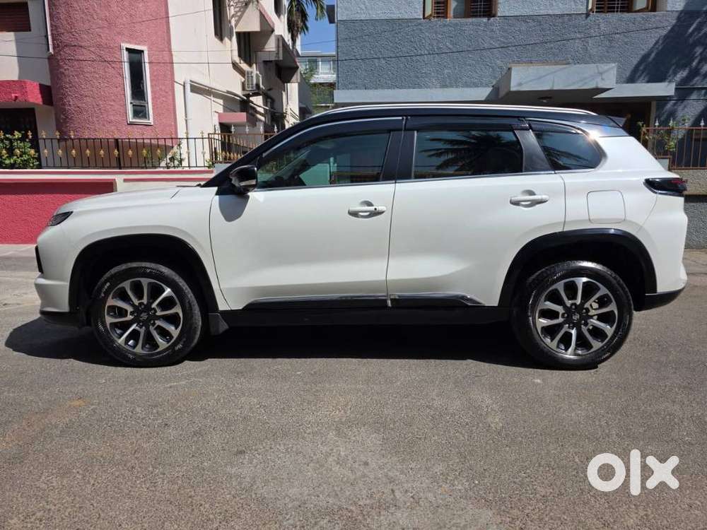 Maruti Suzuki Grand Vitara 1.5 Alpha Smart Hybrid Dual Tone At, 2024..