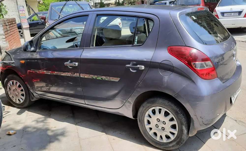 Hyundai New I20 2011 Petrol 950000 Km Driven