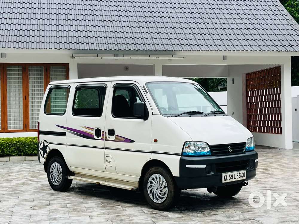 Maruti Suzuki Eeco 7 Seater Standard, 2015, Petrol