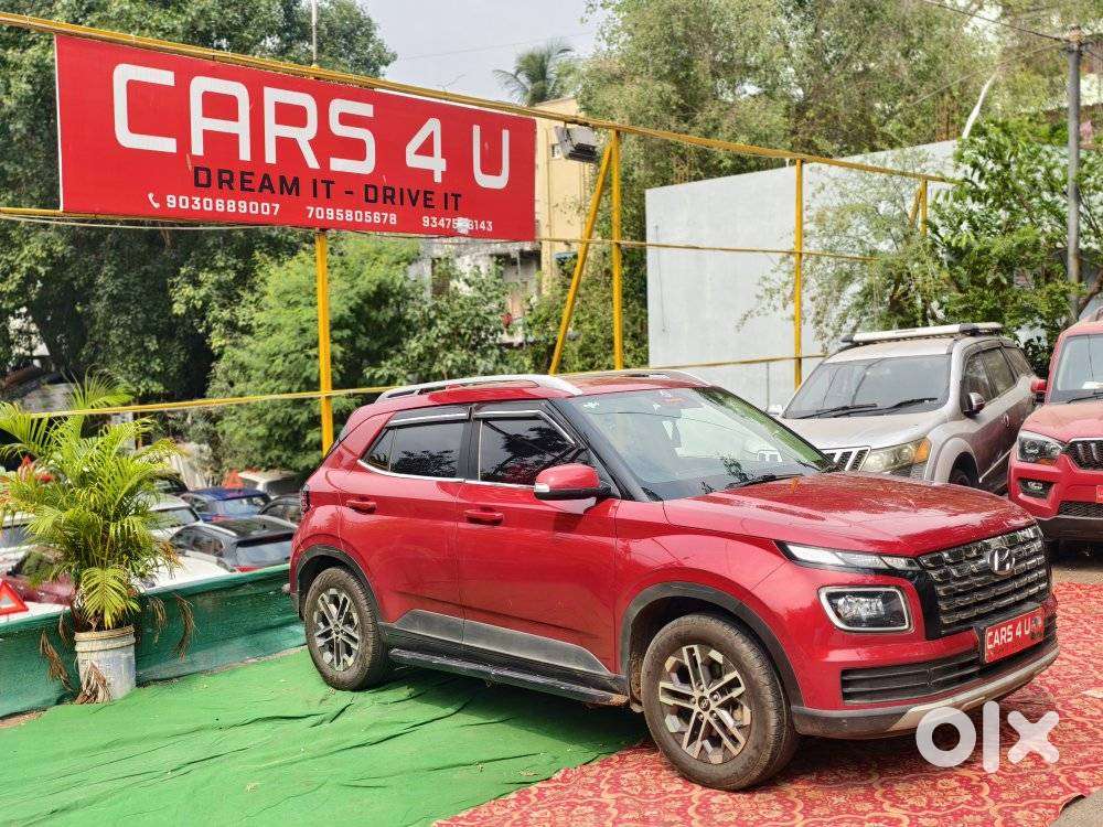 Hyundai Venue S (o) 1.2 Petrol Knight Edition, 2023, Petrol