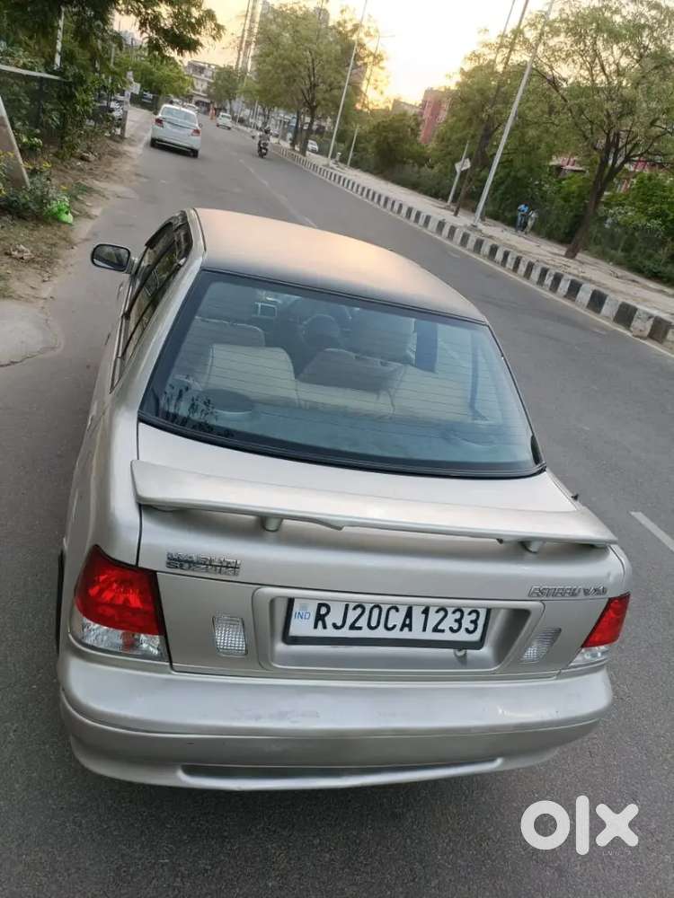Maruti Suzuki Esteem 2005