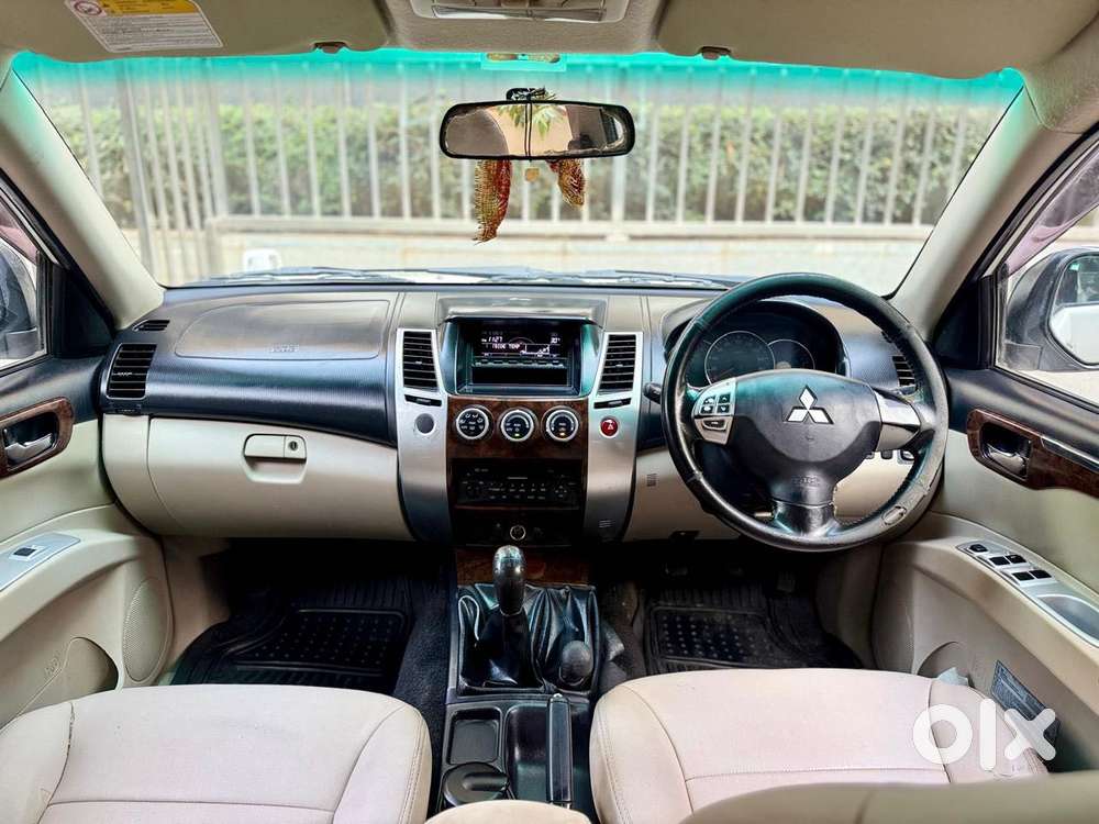 Mitsubishi Pajero Sport 2.5 Manual, 2012, Diesel
