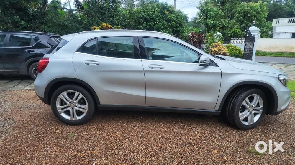 Mercedes-benz Gla 200 2016 Petrol ( Certified By Suresh Drives)