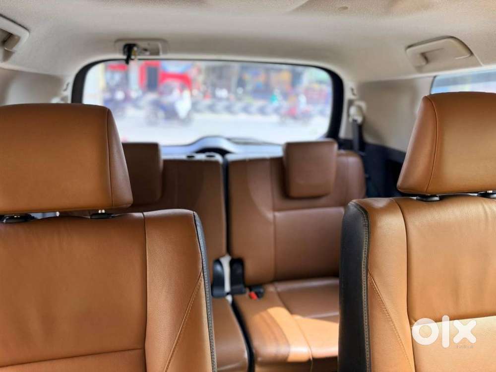 Toyota Innova Crysta