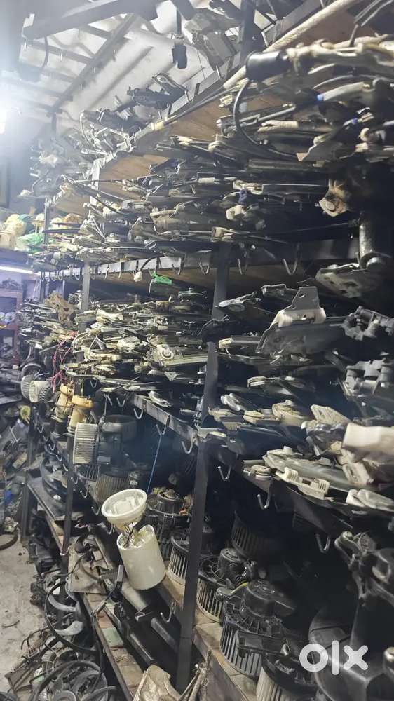 I have All car spare parts like Mechanical items and electrical items - Photo 3