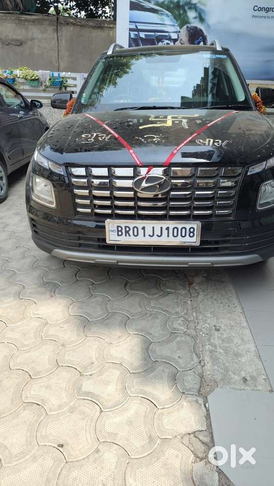 Hyundai New Venue Petrol Manual 2025