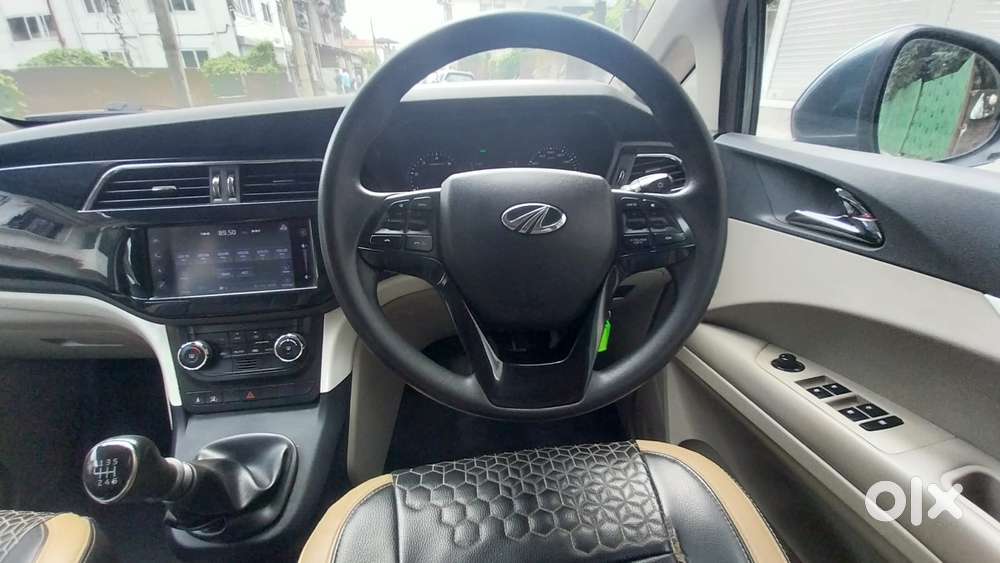 Mahindra Marazzo M8, 2018, Diesel