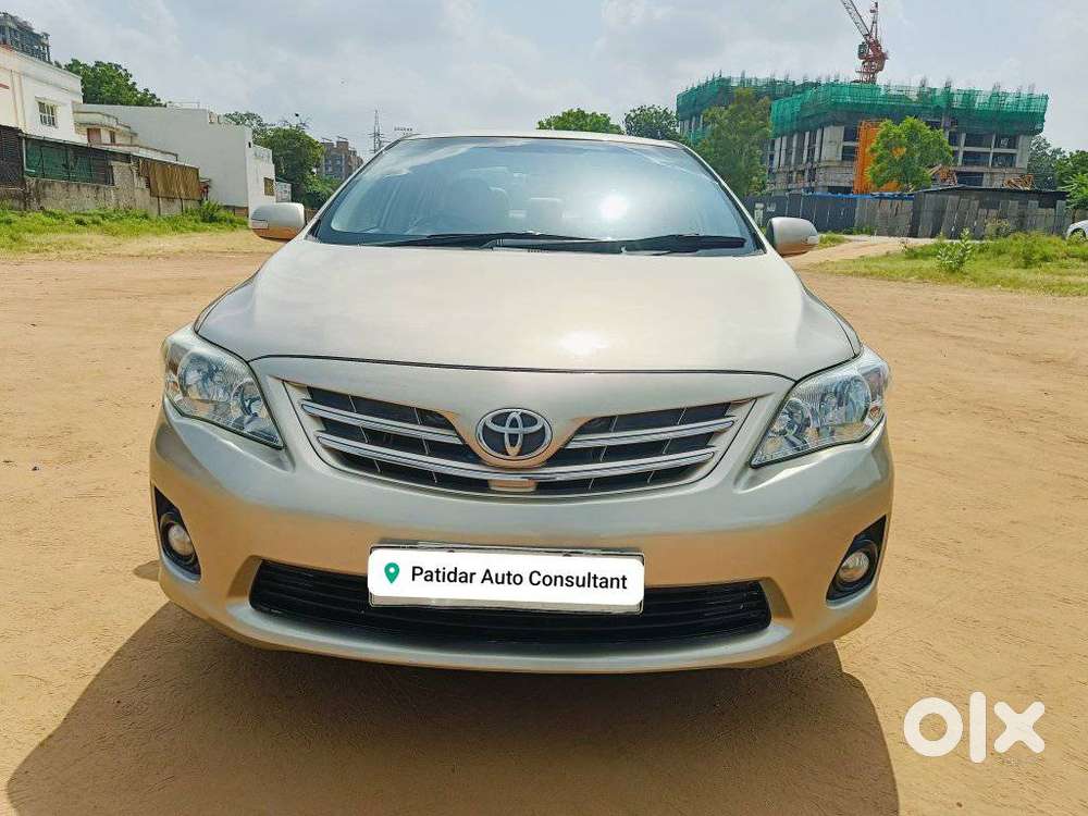 Toyota Corolla Altis G, 2013, Petrol