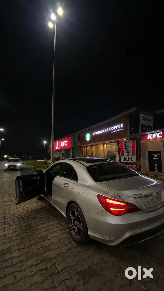 Mercedes-benz Cla Sport 2017 Year