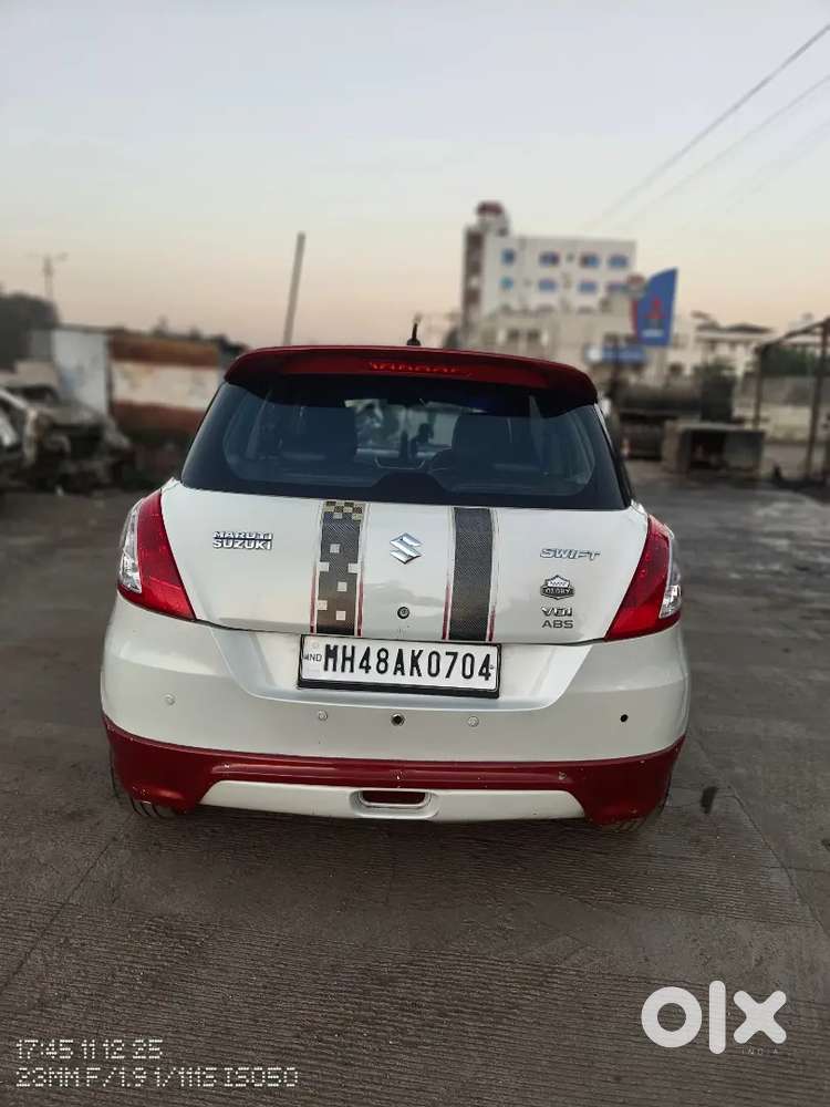 Maruti Suzuki Swift 2016