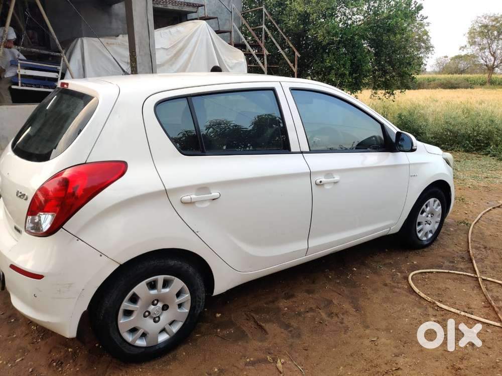 Hyundai I20 2013 Cng & Hybrids Well Maintained