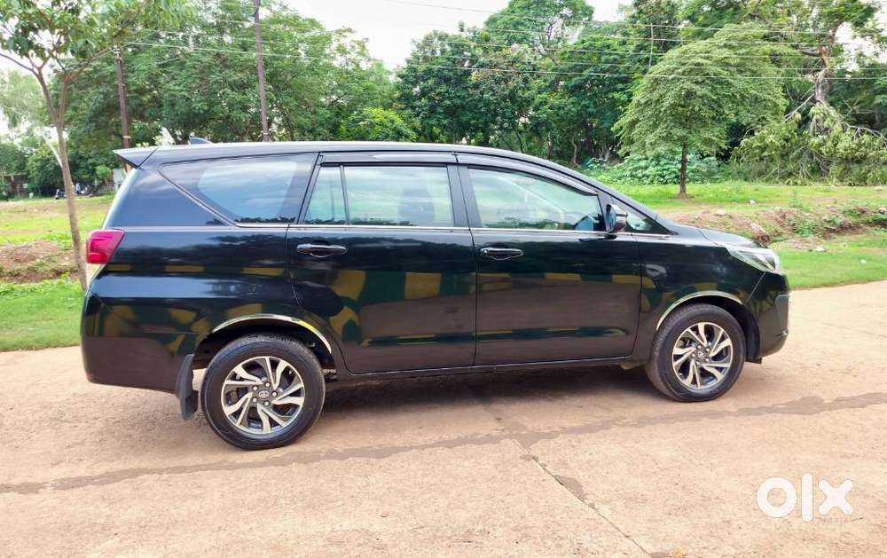 Toyota Innova Crysta 2.4 Gx Limited Edition 8 Str, 2023, Diesel