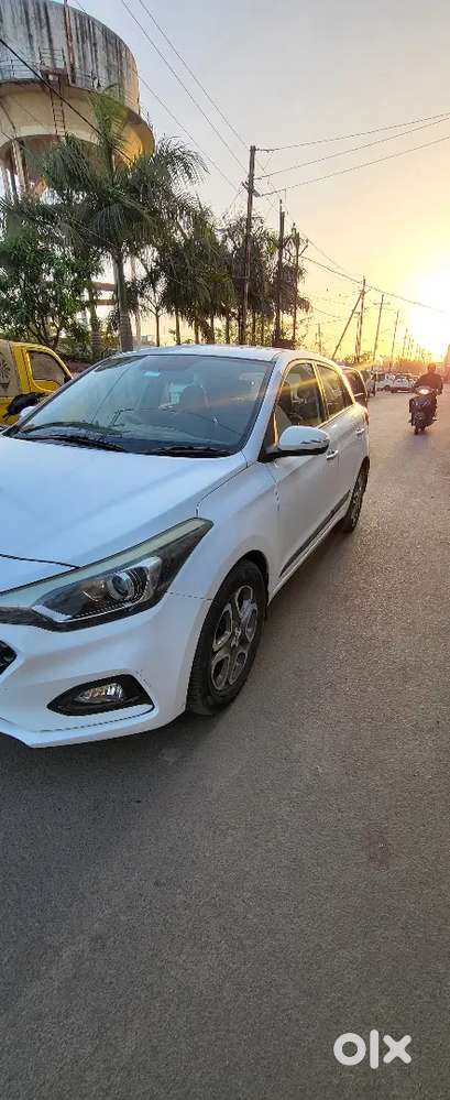 I 20 Asta Optional In Very Good Condition