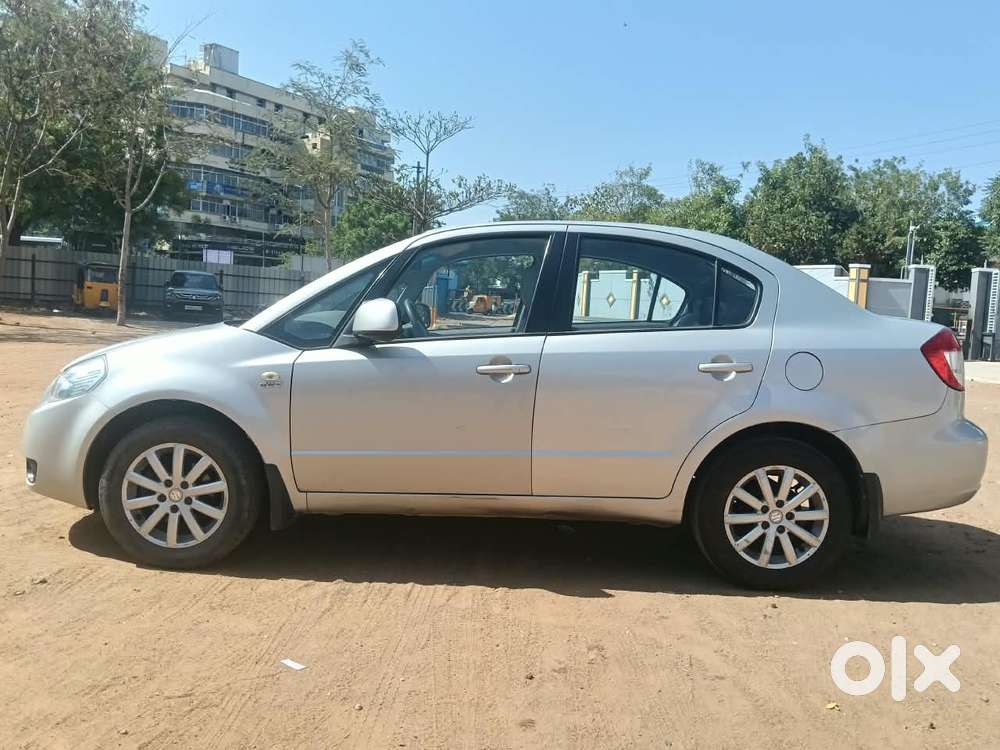 Maruti Suzuki Sx4 Vxi Bsiv, 2010, Petrol