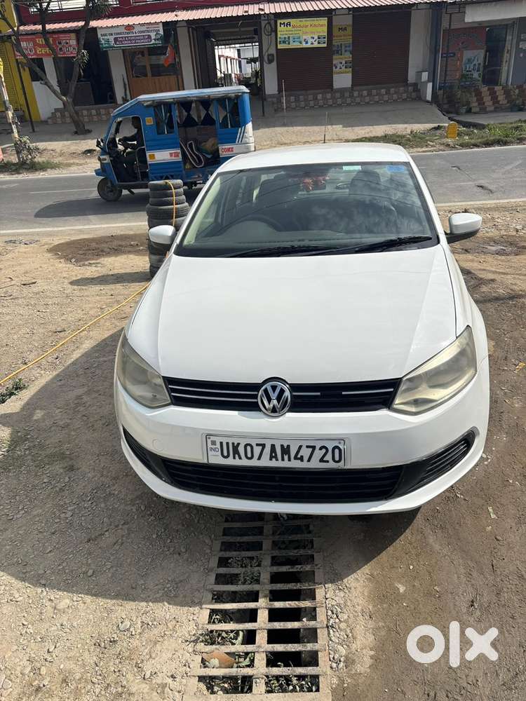 Volkswagen Petrol 2011 Year