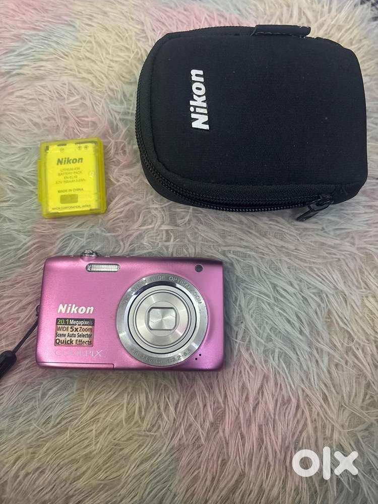 Nikon 5X Wide optical Zoom 4.6 - 23.0mm 1:3.2-6.5 - Cameras