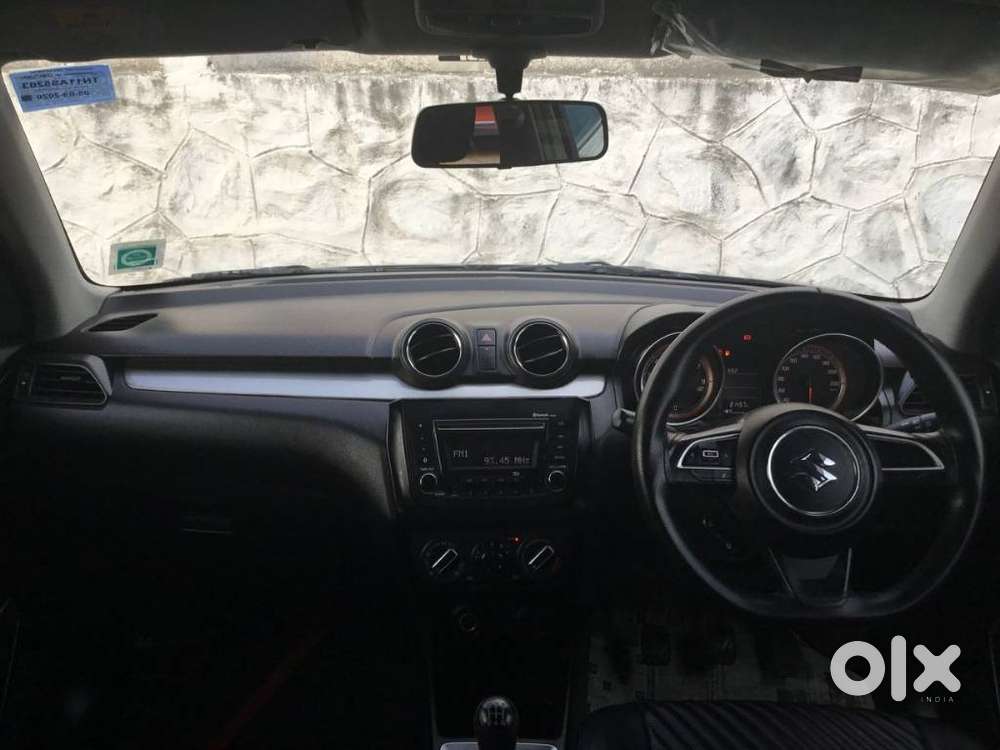 Maruti Suzuki Swift Vxi Abs Bsiv, 2020, Petrol