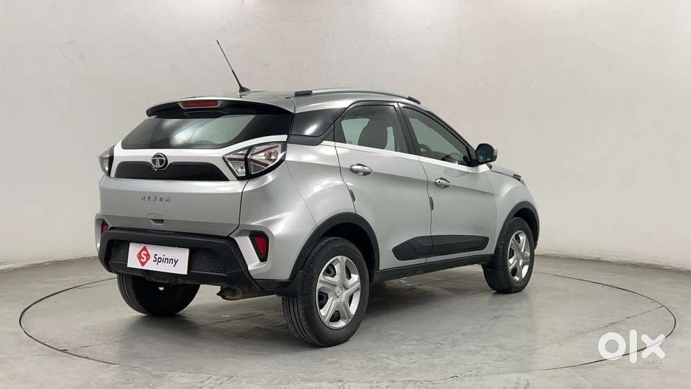 Tata Nexon 1.2 Revotron Xma Amt (s), 2021, Petrol