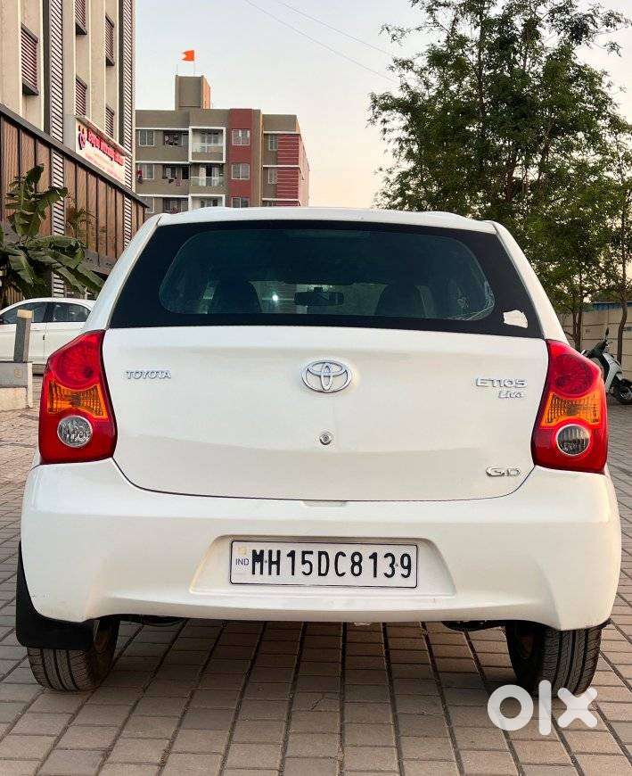 Toyota Etios Liva, 2012, Petrol