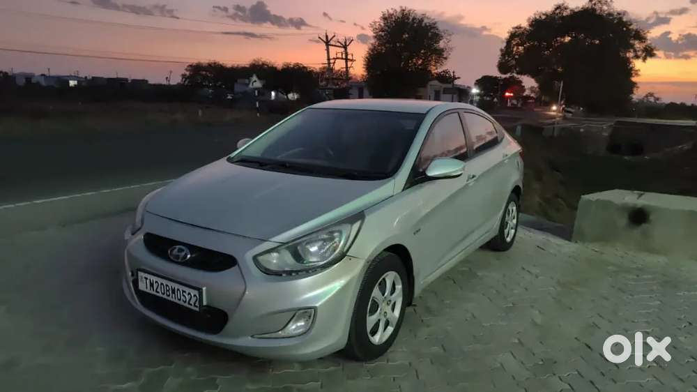 Hyundai Fluidic Verna 2011