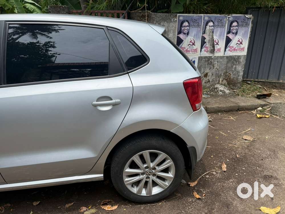 Volkswagen Polo Petrol Highline 2013 Model