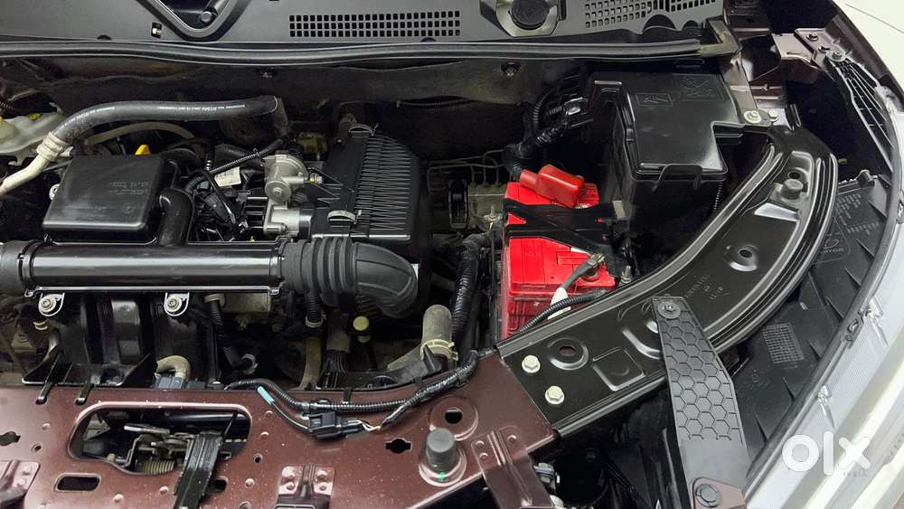 Nissan Magnite 1.0 Xv Premium, 2021, Petrol