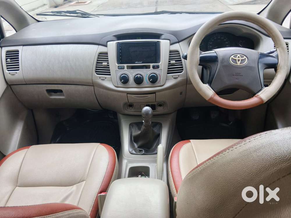 Toyota Innova 2.5 G (diesel) 8 Seater, 2012, Diesel