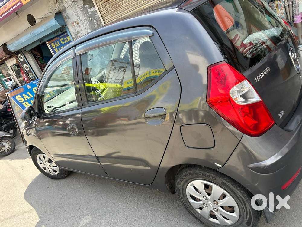 Hyundai I10 2011 Petrol 85000 Km Driven