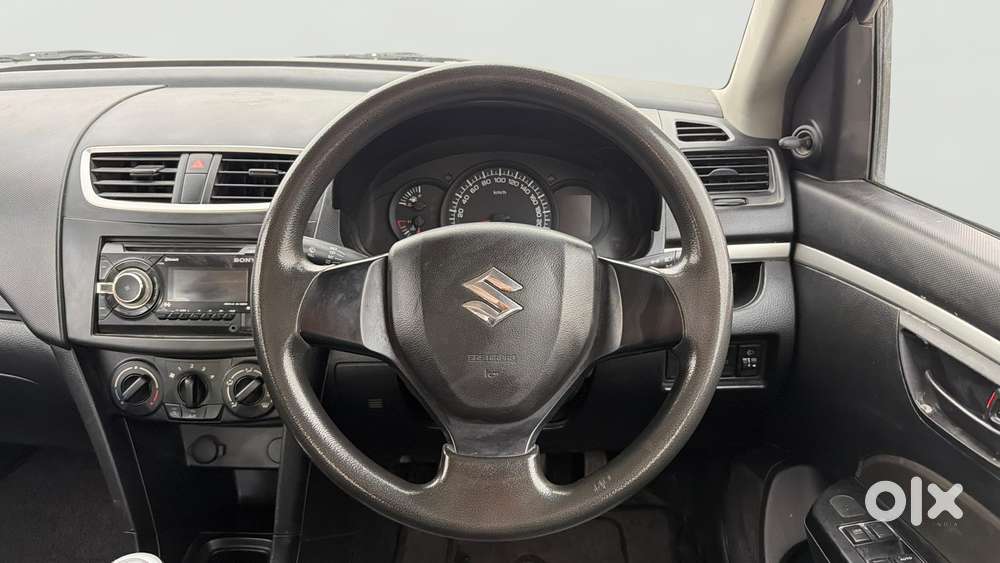Maruti Suzuki Swift 1.2 Lxi (o), 2017, Petrol