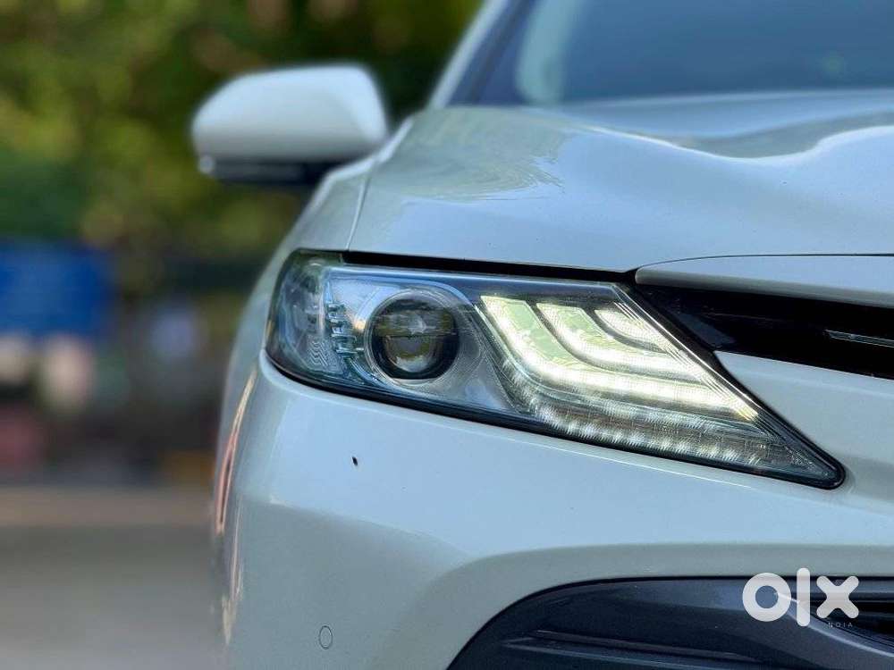 Toyota Camry Hybrid, 2019, Petrol