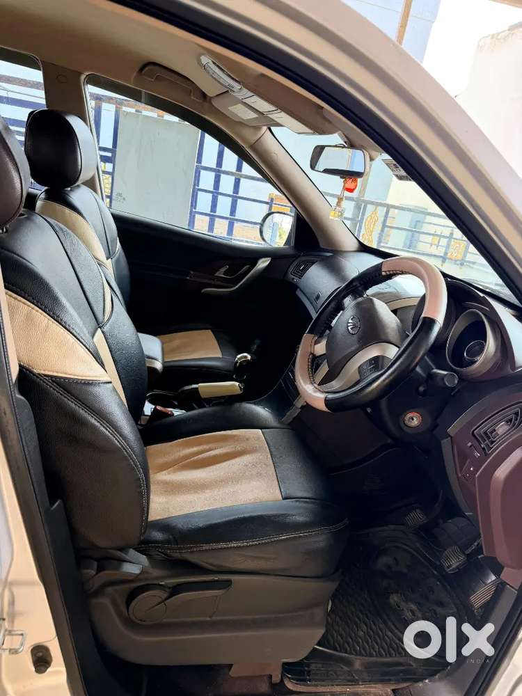 Mahindra Xuv500 2013 W6