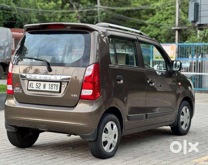 Maruti Suzuki Wagon R Vxi 1.0, 2018, Petrol